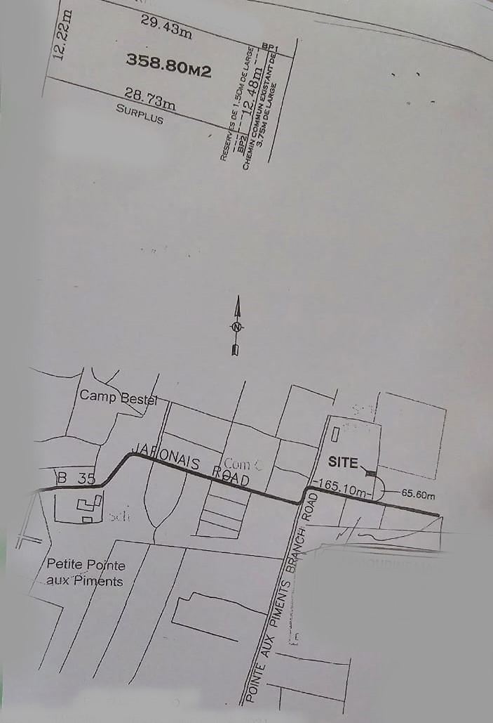 Residential land of 358 m2 for sale in Pointe aux Piments, north, Mauritius – LexpressProperty.com | 697650 | Ref01