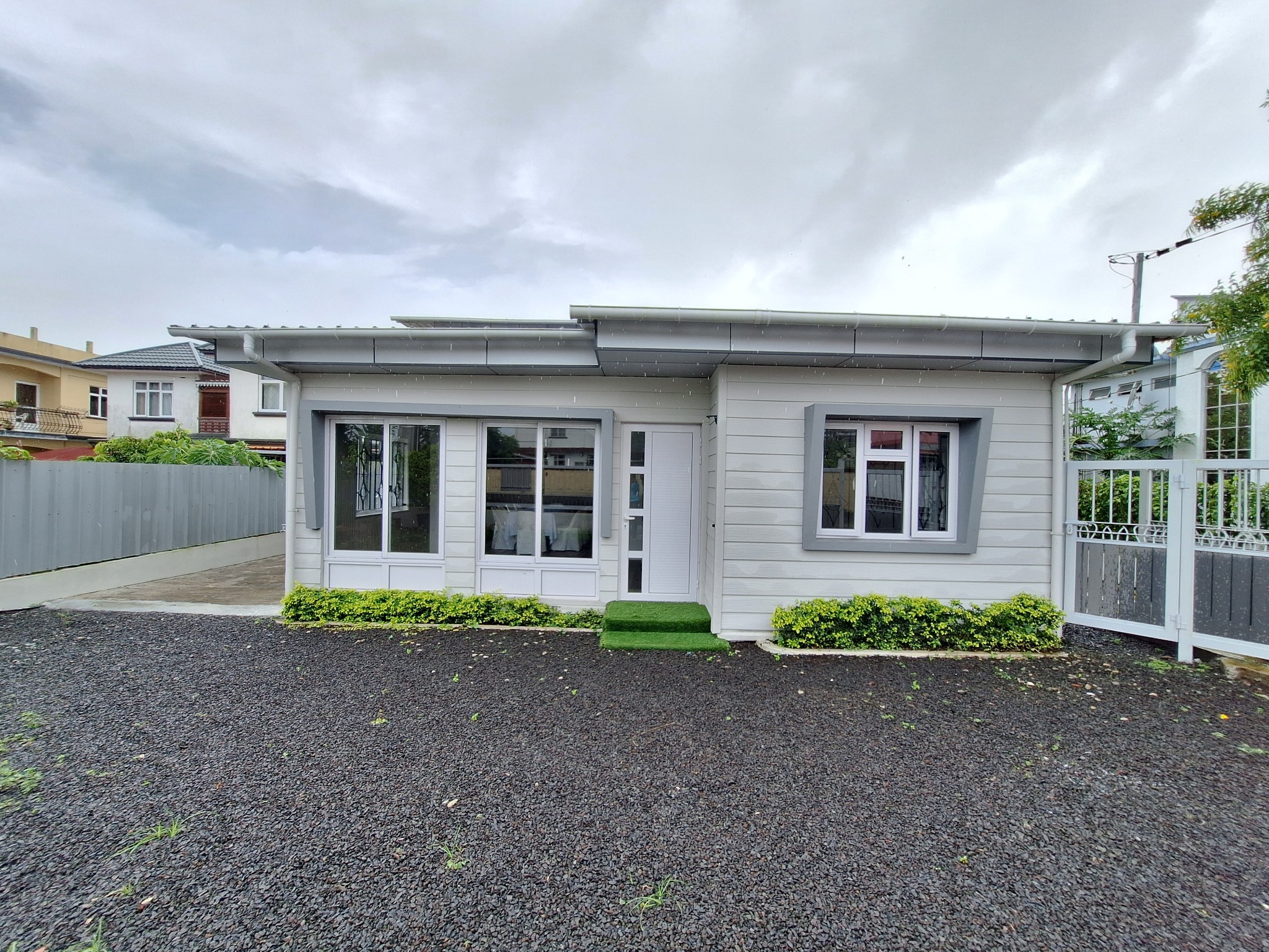 House / Villa of 4 bedrooms for sale in Phoenix, center, Mauritius – LexpressProperty.com | 710191 | Ref01
