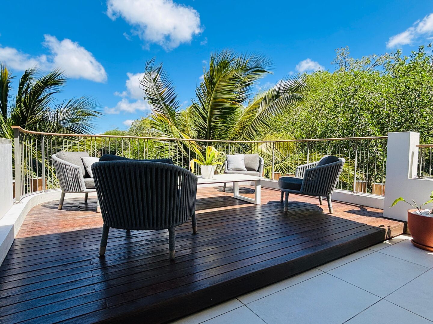Penthouse of 2 bedrooms for sale in Mon Choisy, north, Mauritius – LexpressProperty.com | 688449 | Ref01