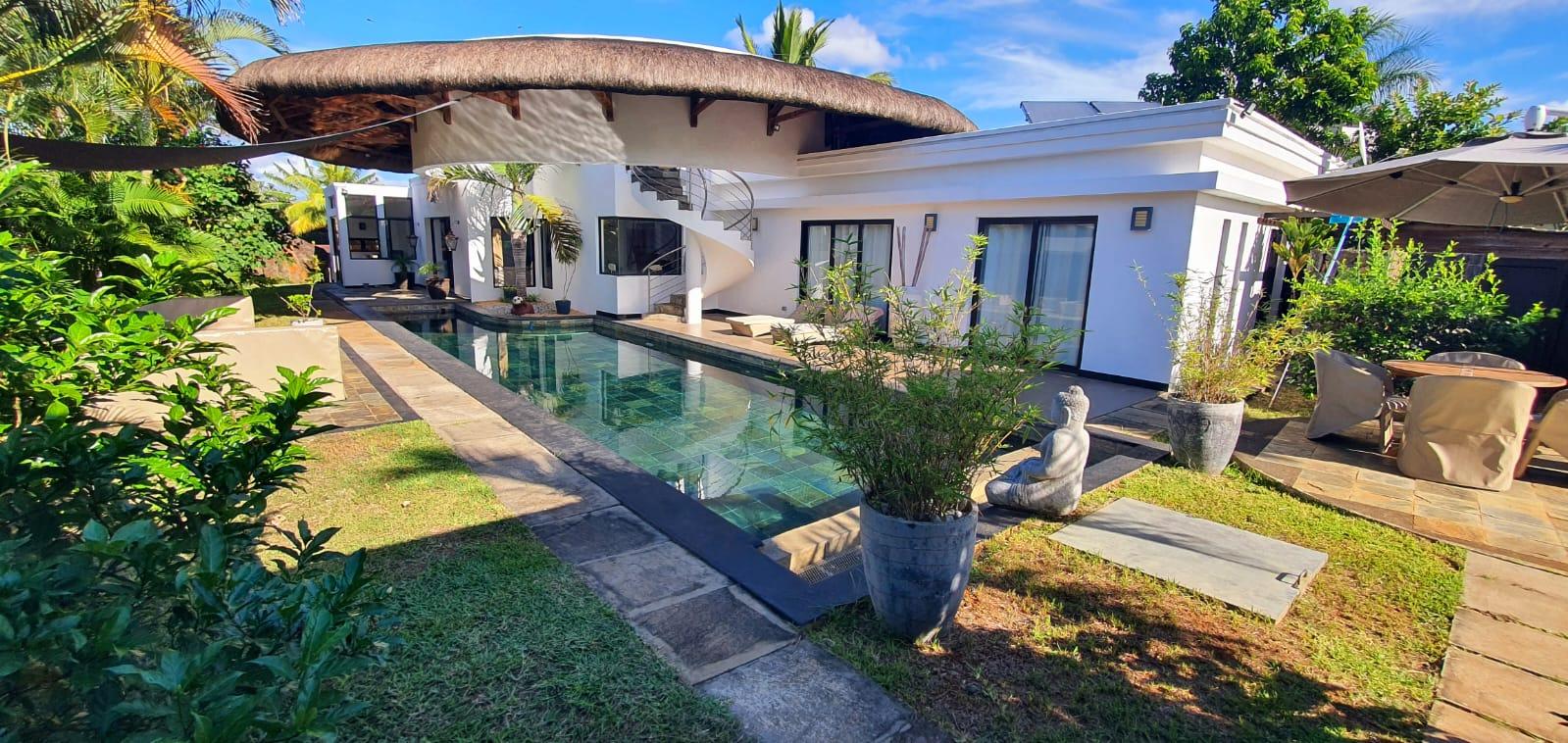 Maison / Villa 3 Chambre(s) en vente à Pointe aux Piments, nord, île Maurice – LexpressProperty.com | 715594 | Ref01