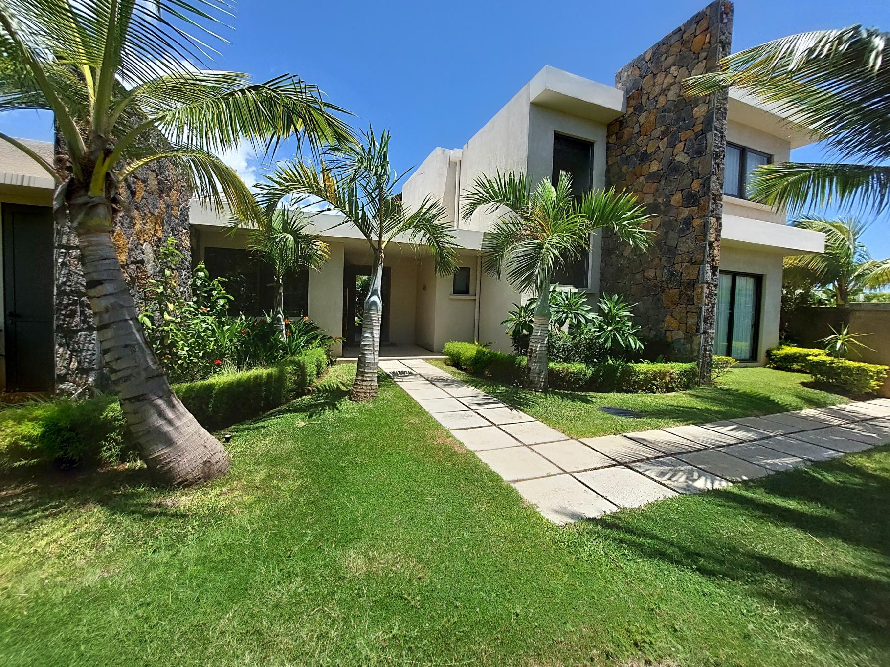 Property – LexpressProperty.com | 289010 | Ref01