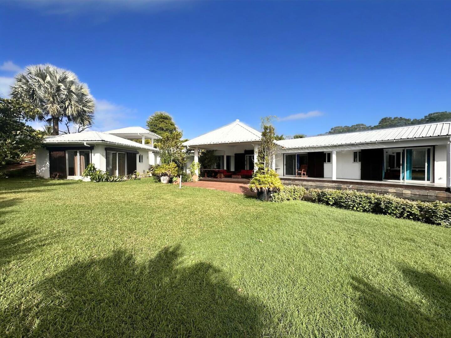 House / Villa of 4 bedrooms for rent in Belle Vue Harel, north, Mauritius – LexpressProperty.com | 719551 | Ref01