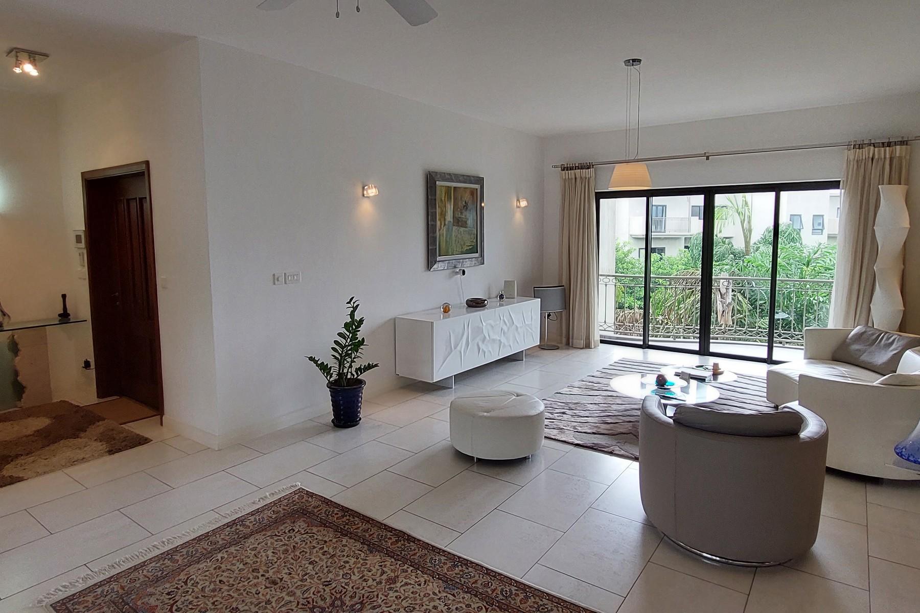Penthouse of 5 bedrooms for sale in Flic en Flac, west, Mauritius – LexpressProperty.com | 329918 | Ref01