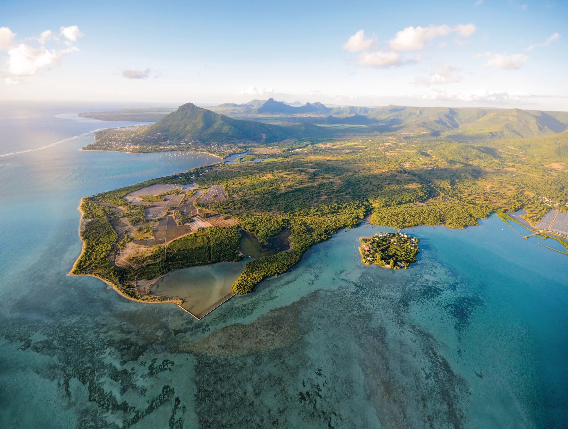 Residential land of 1712 m2 for sale in Black River, west, Mauritius – LexpressProperty.com | 717962 | Ref01