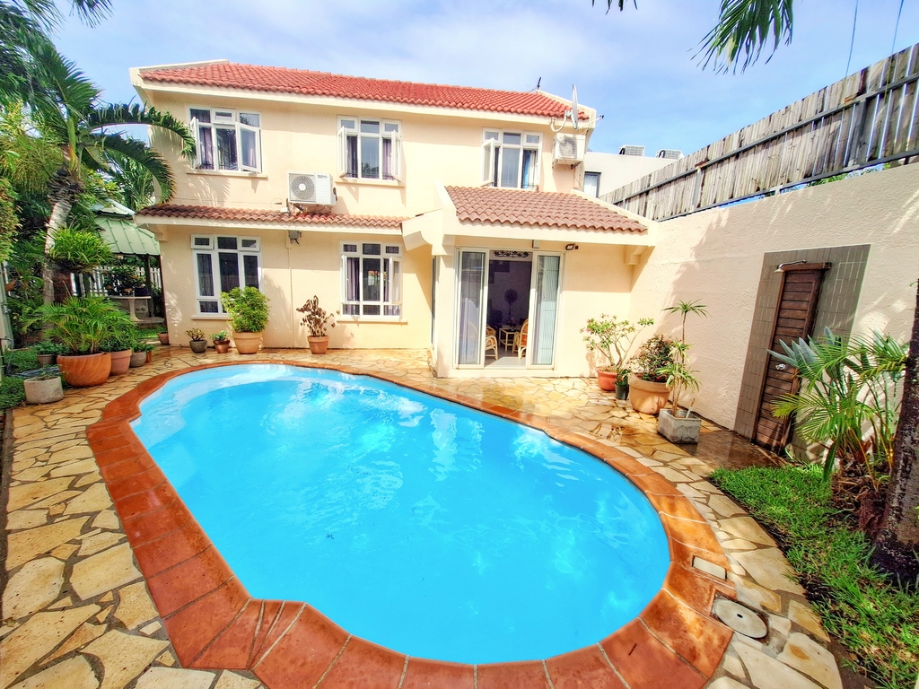 Townhouse / Duplex 3 Chambre(s) en vente à Péreybère, nord, île Maurice – LexpressProperty.com | 703386 | Ref01