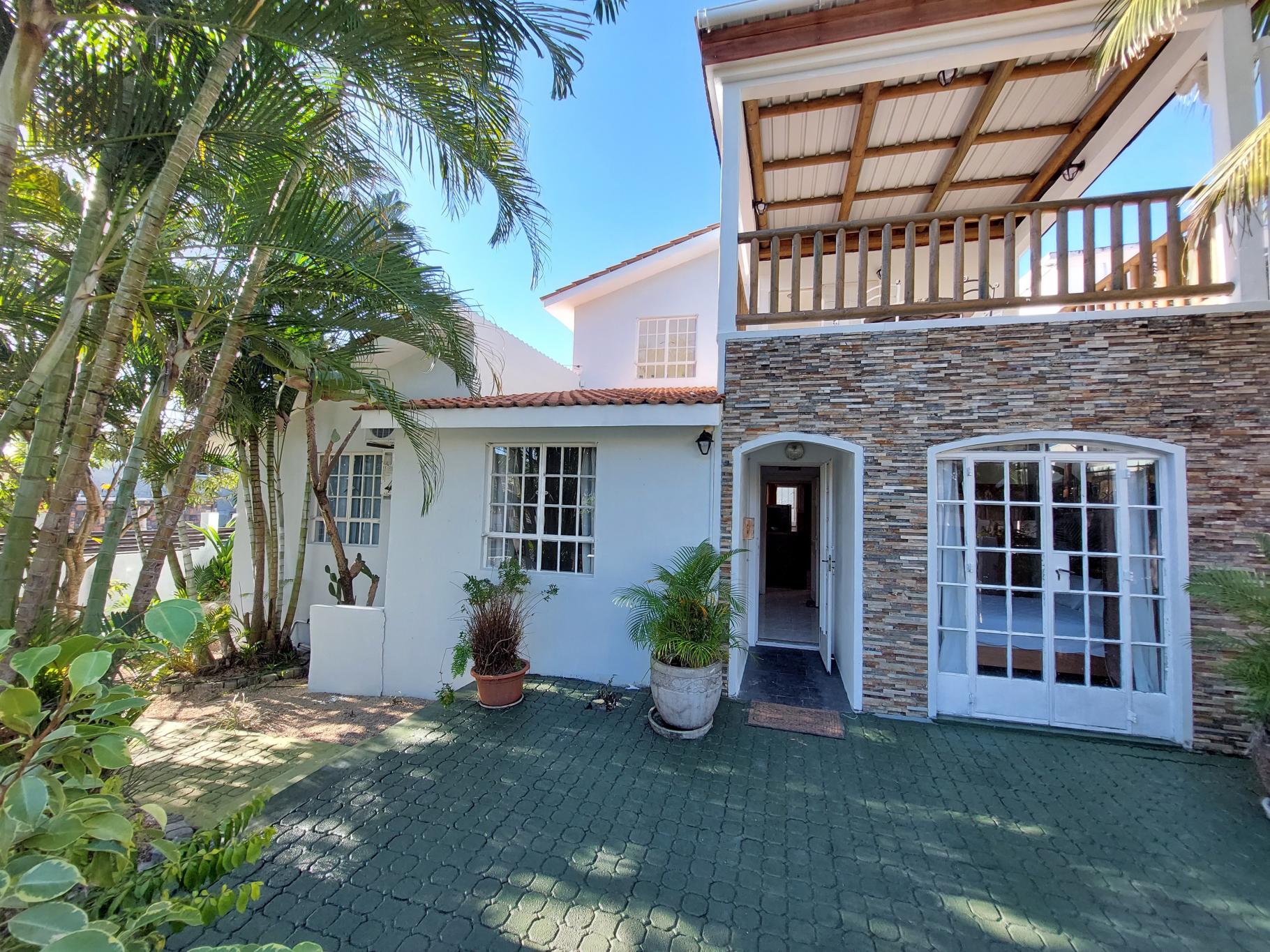 Maison / Villa 4 Chambre(s) en vente à La Gaulette, ouest, île Maurice – LexpressProperty.com | 338874 | Ref01