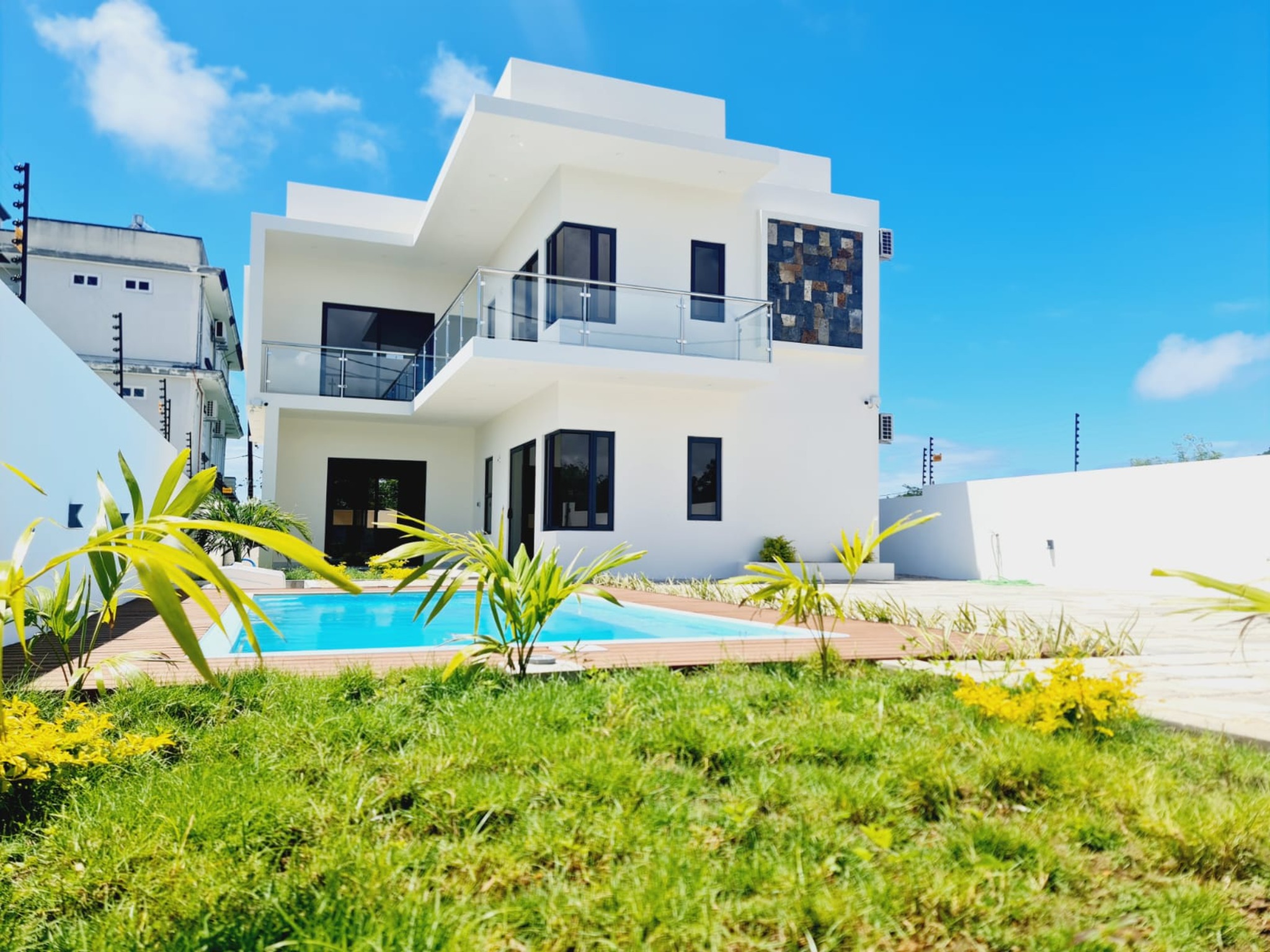 Property – LexpressProperty.com | 724106 | Ref01