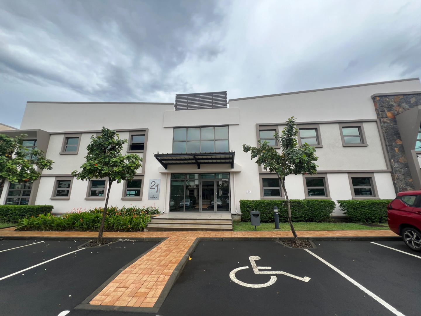 Office for rent in Cascavelle, west, Mauritius – LexpressProperty.com | 718016 | Ref01