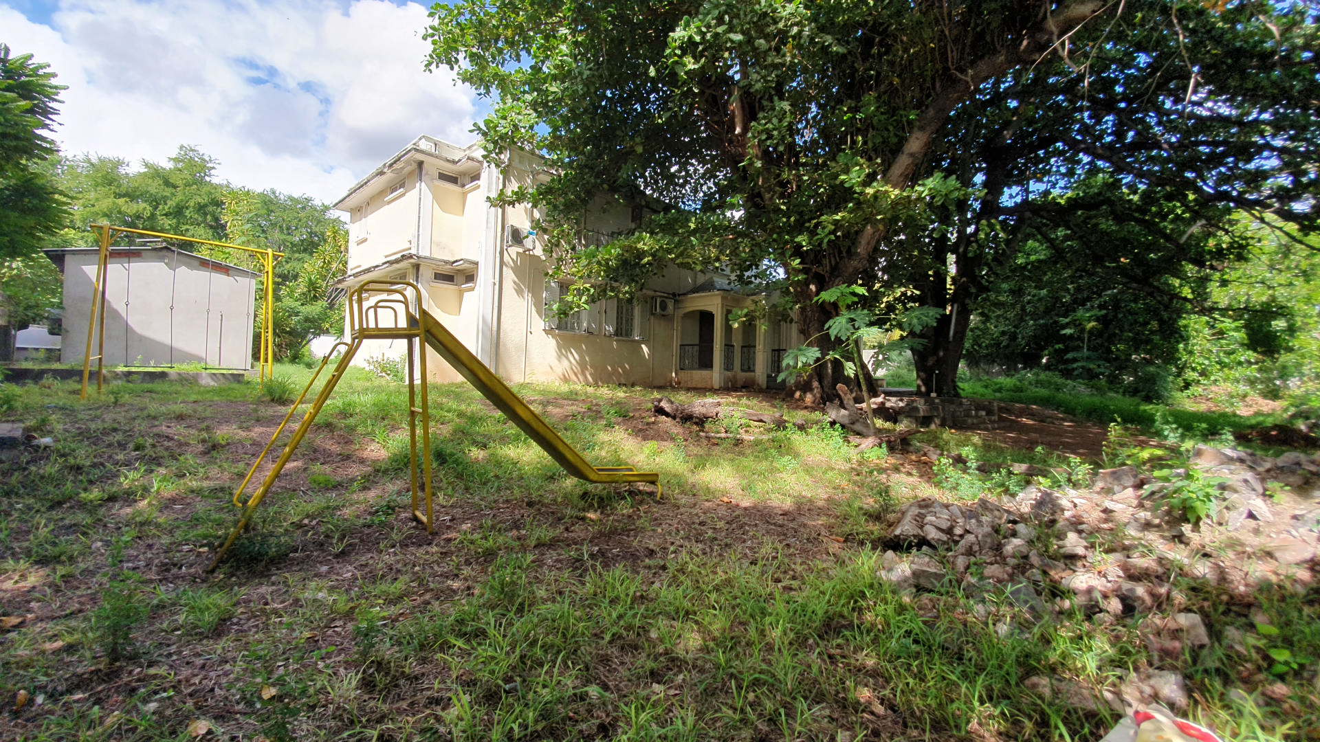 House / Villa of 5 bedrooms for sale in Pointe aux Sables, west, Mauritius – LexpressProperty.com | 718021 | Ref01