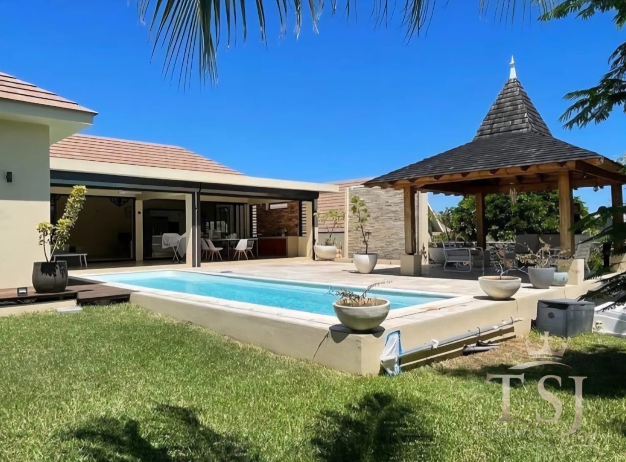 Property – LexpressProperty.com | 732575 | Ref01