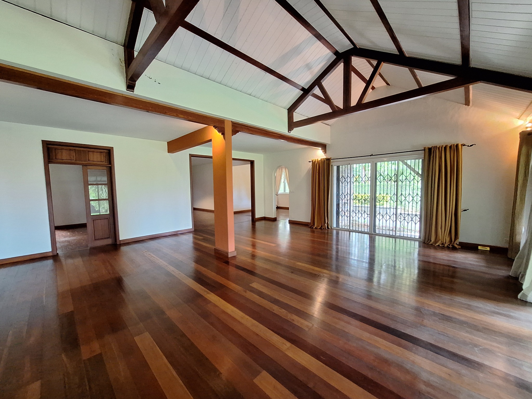 House / Villa of 3 bedrooms for rent in Floréal, center, Mauritius – LexpressProperty.com | 726018 | Ref01