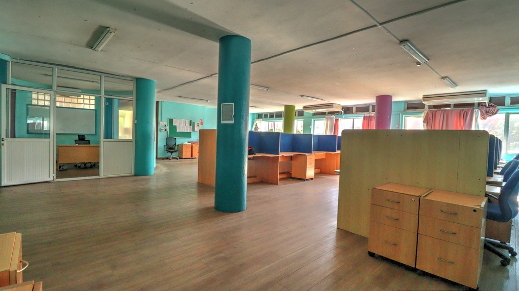 Office for rent in Quatre Bornes, center, Mauritius – LexpressProperty.com | 728133 | Ref01