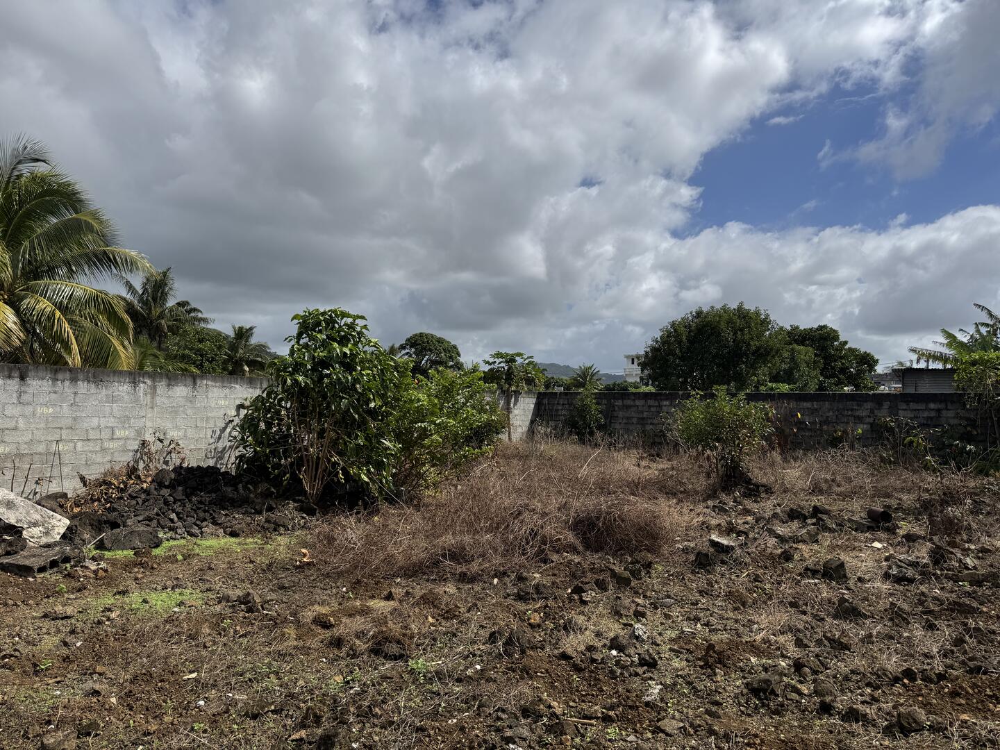 Residential land of 1097 m2 for sale in Bel Air, east, Mauritius – LexpressProperty.com | 738744 | Ref01