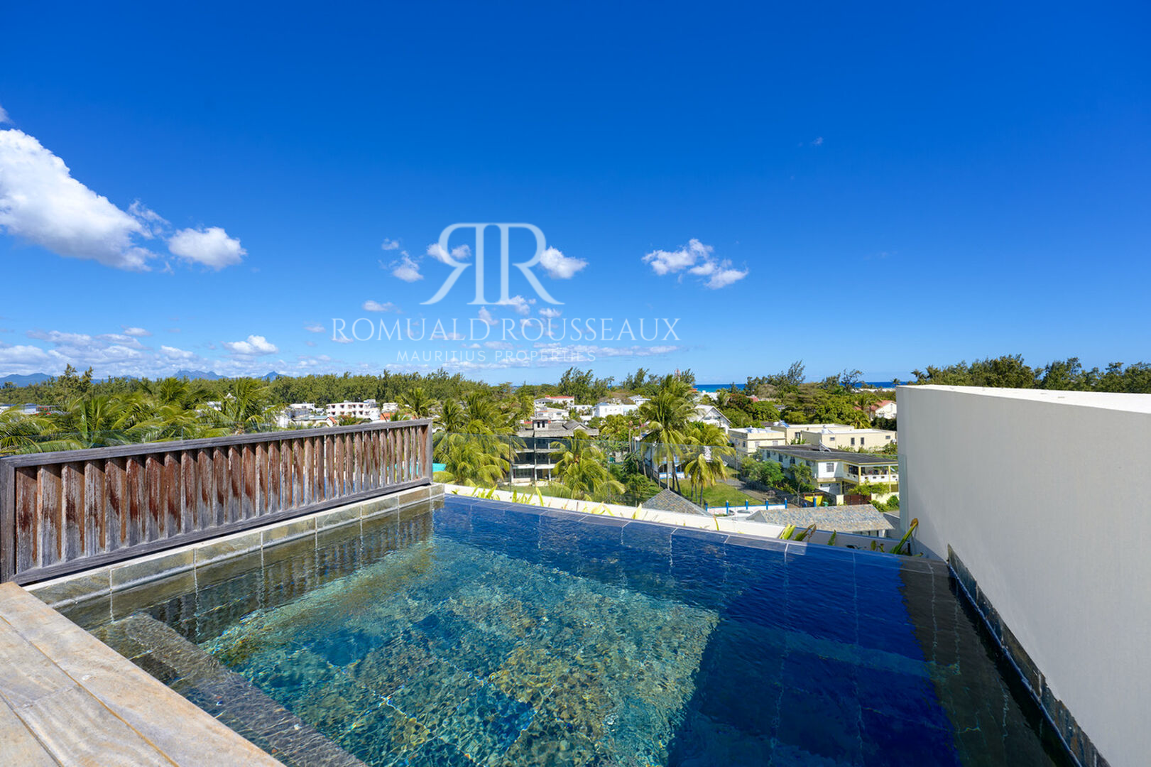 Penthouse 2 Chambre(s) en vente à Pointe aux Canonniers, nord, île Maurice – LexpressProperty.com | 536607 | Ref01