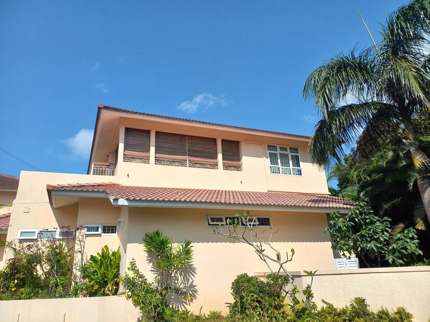 Apartment of 2 bedrooms for sale in Phoenix, center, Mauritius – LexpressProperty.com | 741188 | Ref01