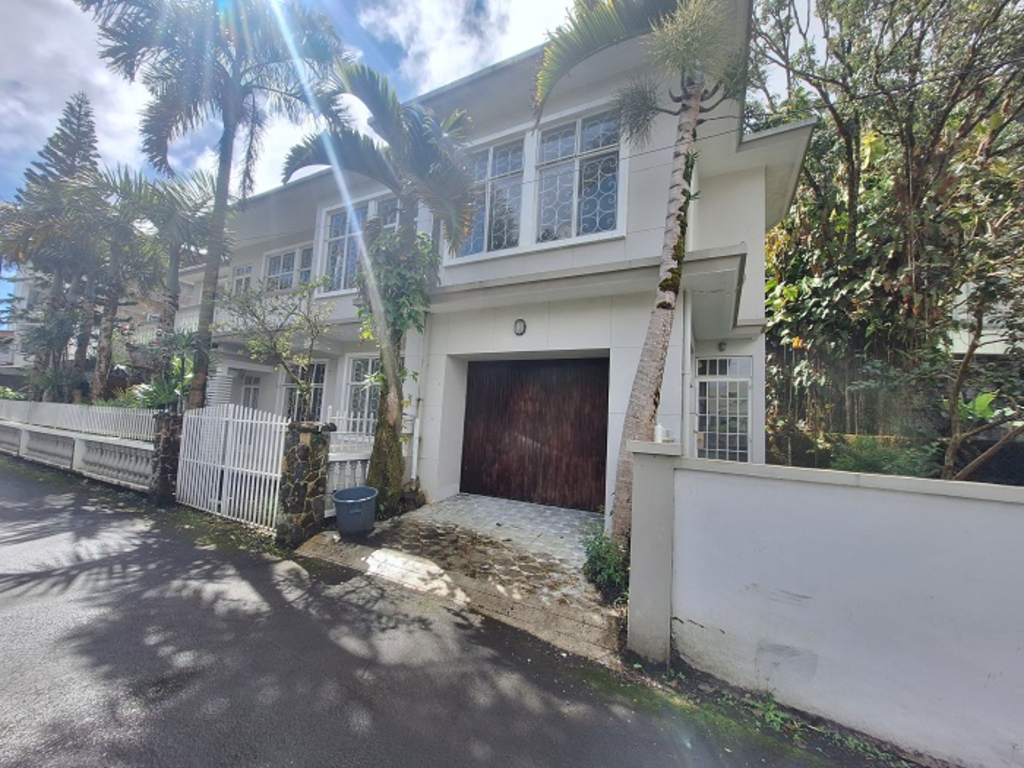 House / Villa of 7 bedrooms for sale in Curepipe, center, Mauritius – LexpressProperty.com | 736357 | Ref01