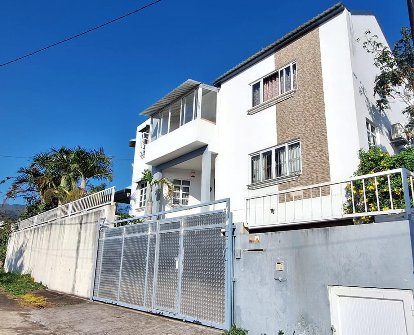 House / Villa of 3 bedrooms for sale in La Gaulette, west, Mauritius – LexpressProperty.com | 743679 | Ref01
