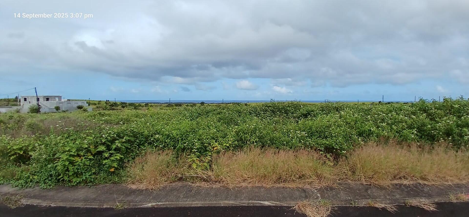 Terrain résidentiel de 420 m2 en vente à Plaine Magnien, sud, île Maurice – LexpressProperty.com | 747176 | Ref01