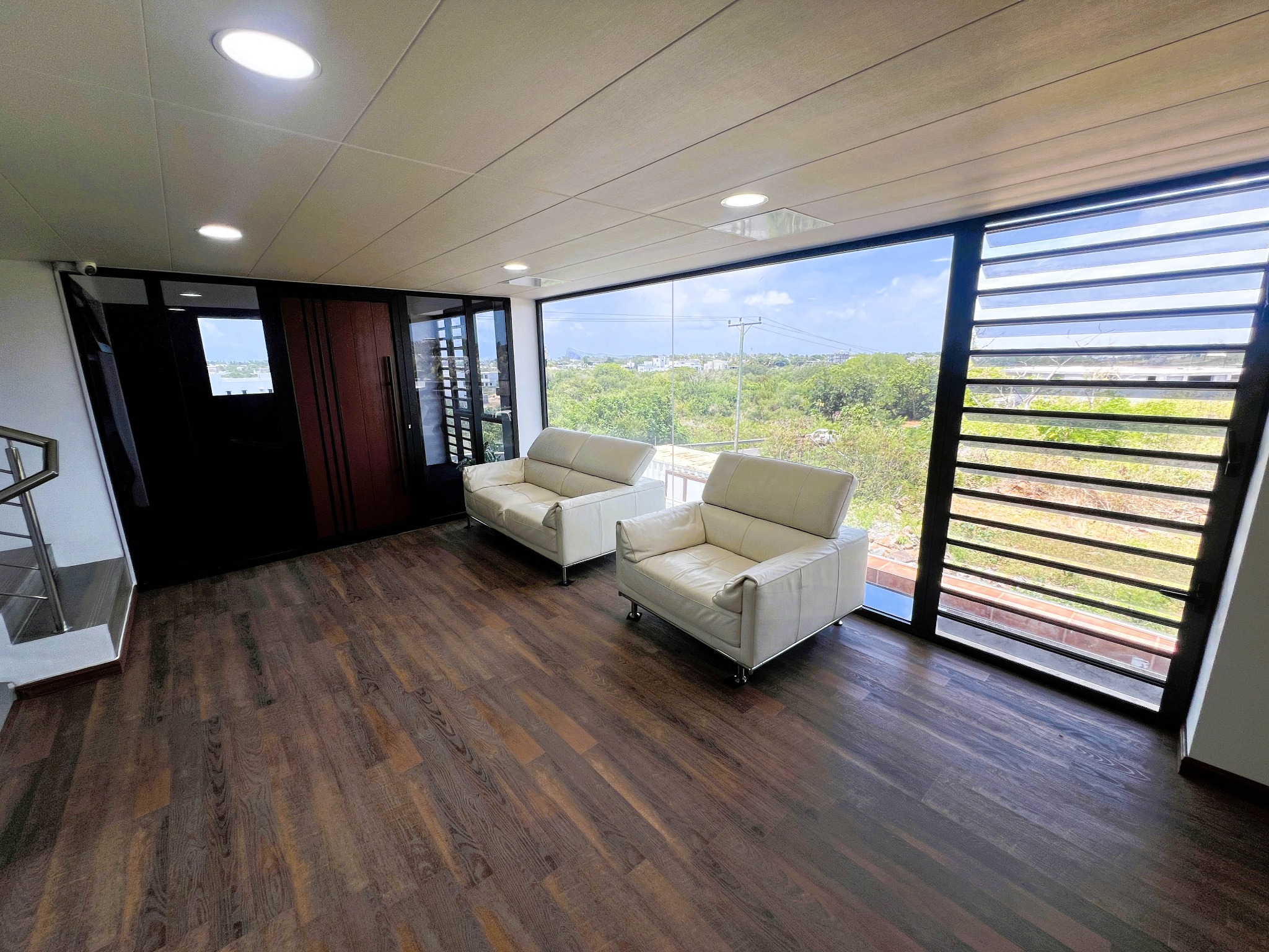 Bureau location à Grand Bay, nord, île Maurice – LexpressProperty.com | 766648 | Ref01