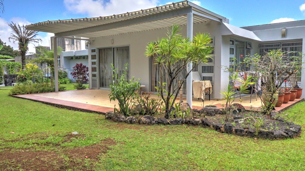 Maison / Villa 4 Chambre(s) en vente à Curepipe, centre, île Maurice – LexpressProperty.com | 767296 | Ref01