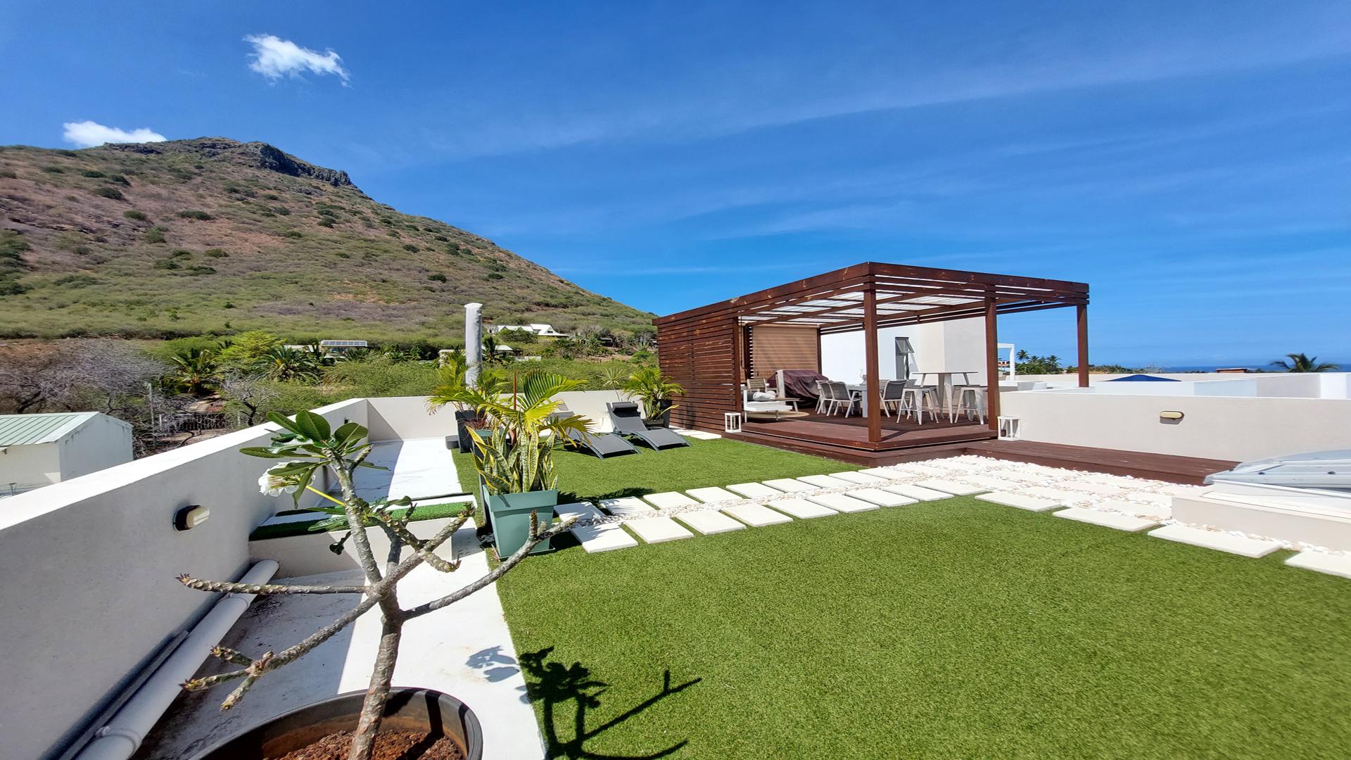 Apartment of 3 bedrooms for sale in Tamarin, west, Mauritius – LexpressProperty.com | 383792 | Ref01