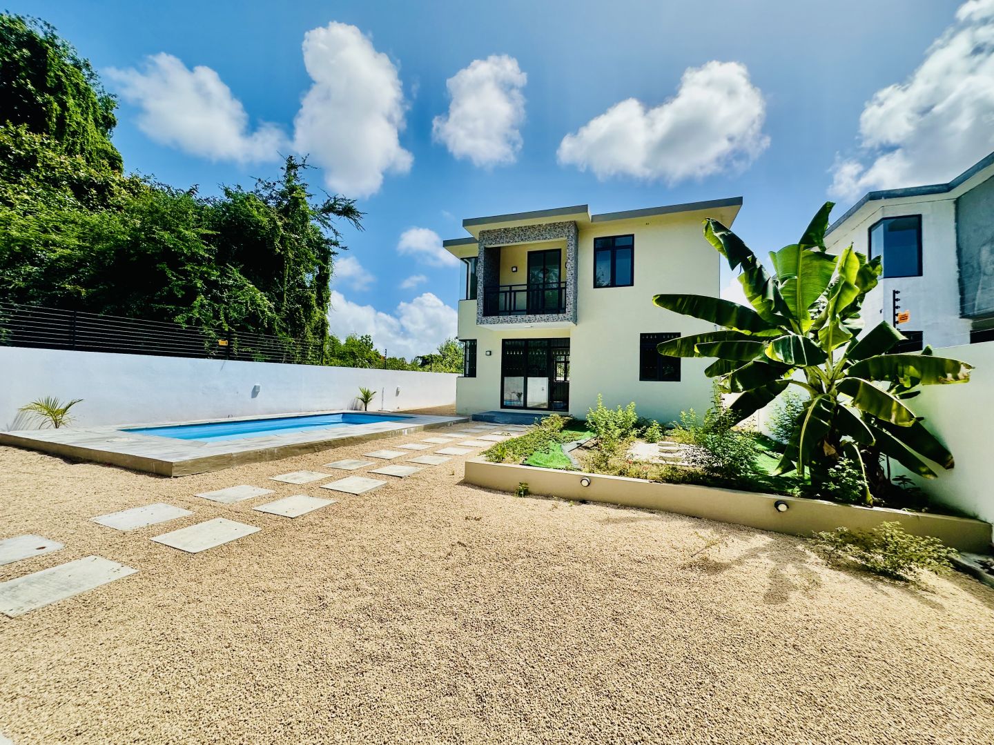 Townhouse / Duplex 3 Chambre(s) en vente à Grand Gaube, nord, île Maurice – LexpressProperty.com | 767804 | Ref01