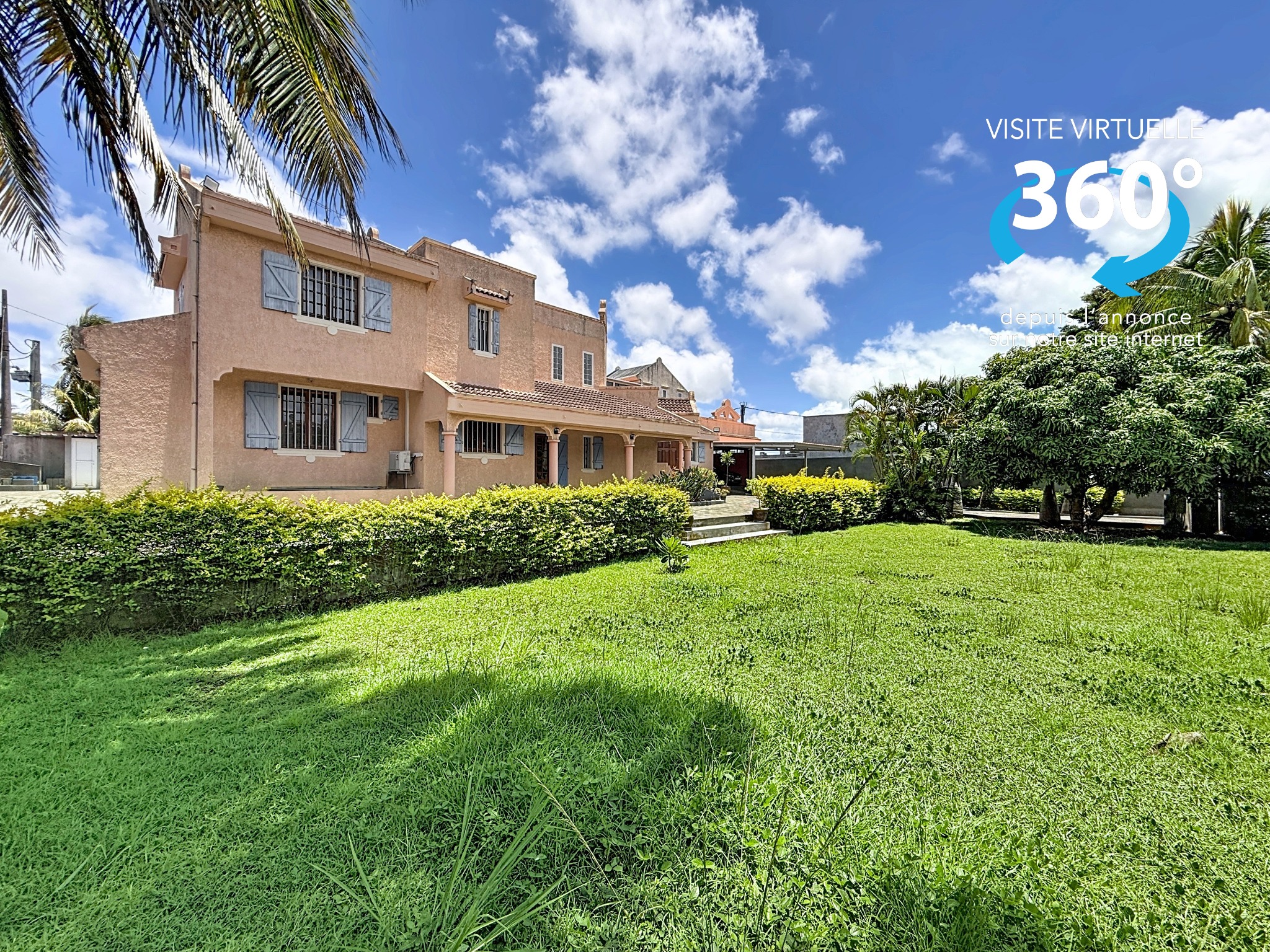 Maison / Villa 5 Chambre(s) en vente à Roches Brunes, centre, île Maurice – LexpressProperty.com | 769470 | Ref01