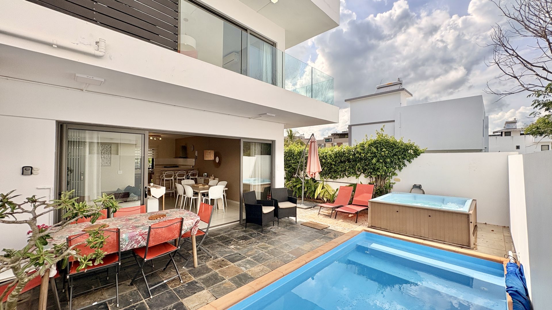Property – LexpressProperty.com | 762695 | Ref01