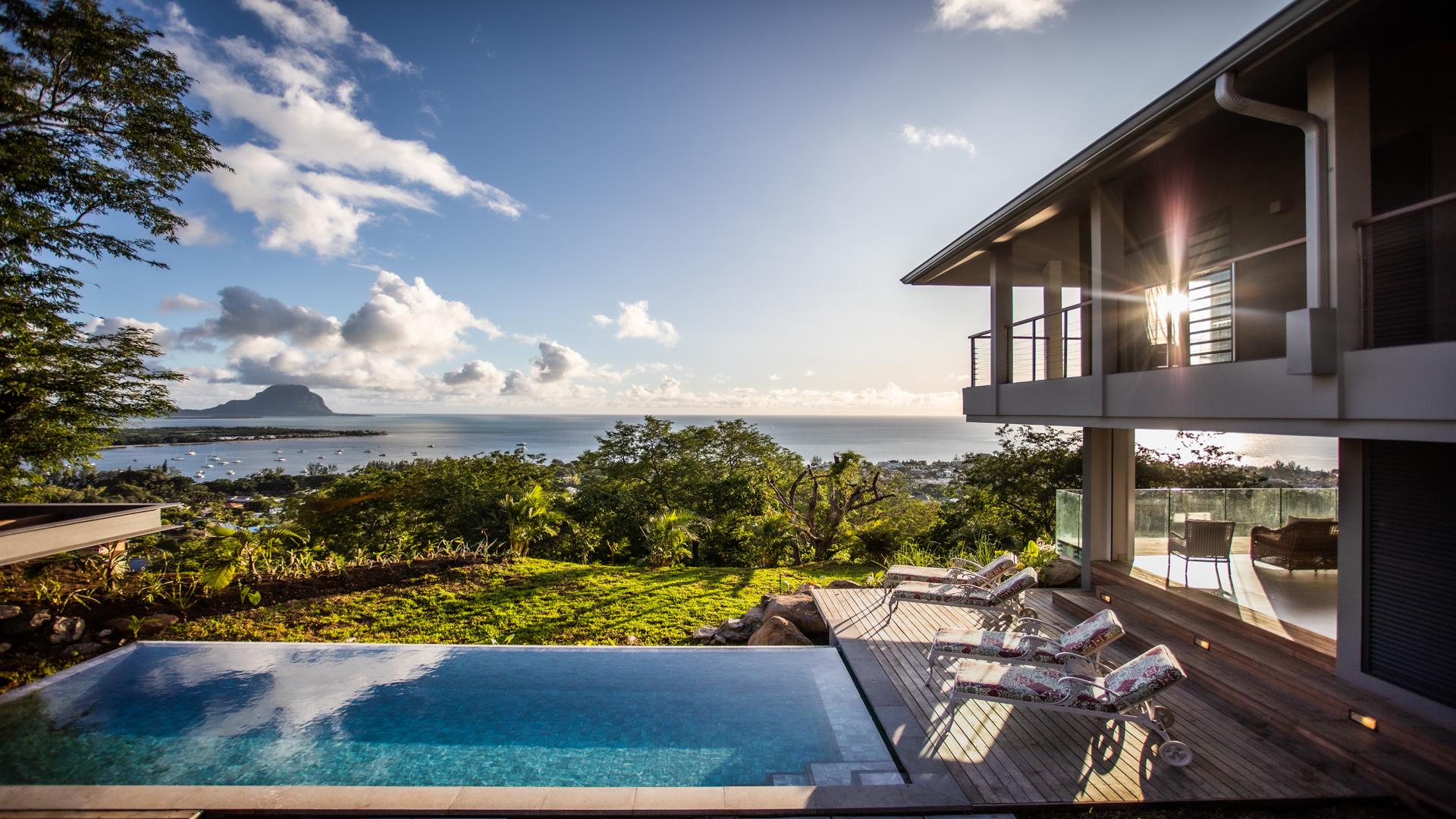 House / Villa of 5 bedrooms for rent in Black River, west, Mauritius – LexpressProperty.com | 765115 | Ref01