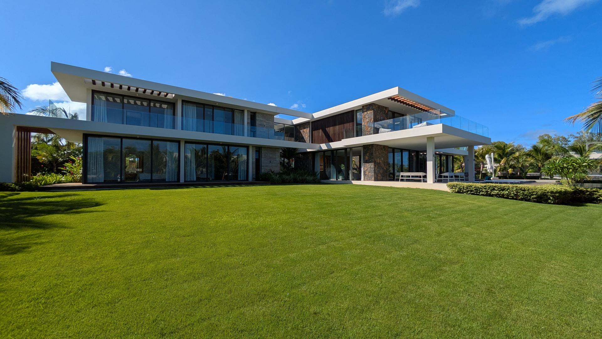 House / Villa of 5 bedrooms for sale in Beau Champ, east, Mauritius – LexpressProperty.com | 688252 | Ref01