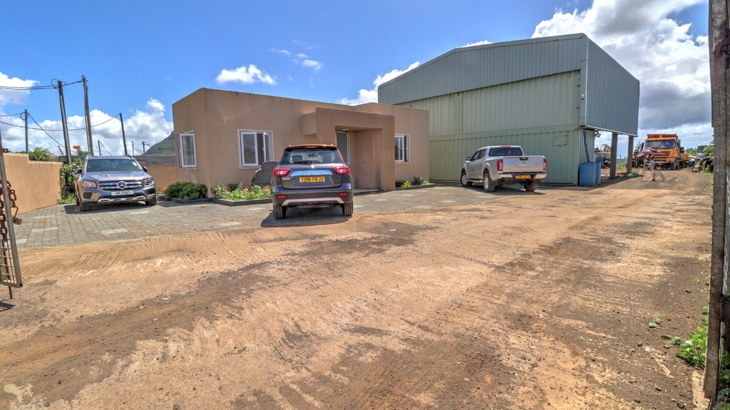 Bâtiment commercial location à Solférino, centre, île Maurice – LexpressProperty.com | 773474 | Ref01