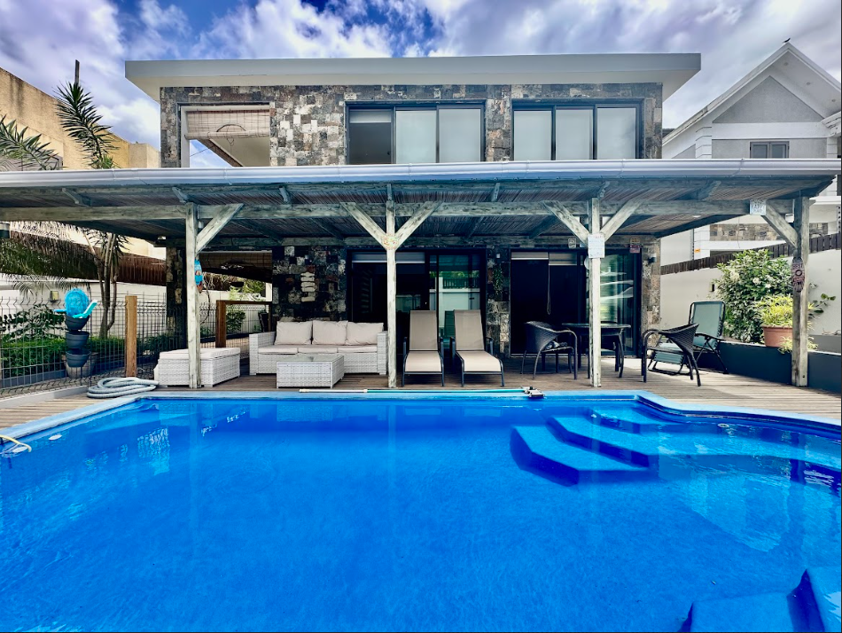 House / Villa of 3 bedrooms for sale in Flic en Flac, west, Mauritius – LexpressProperty.com | 773563 | Ref01