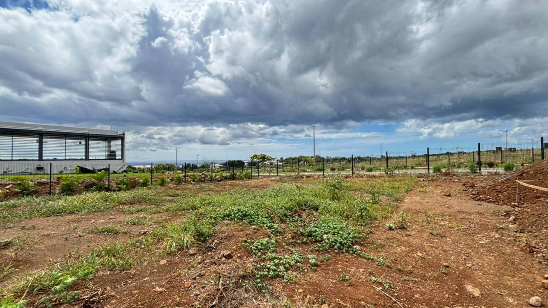 Residential land of 740 m2 for sale in Flic en Flac, west, Mauritius – LexpressProperty.com | 774298 | Ref01