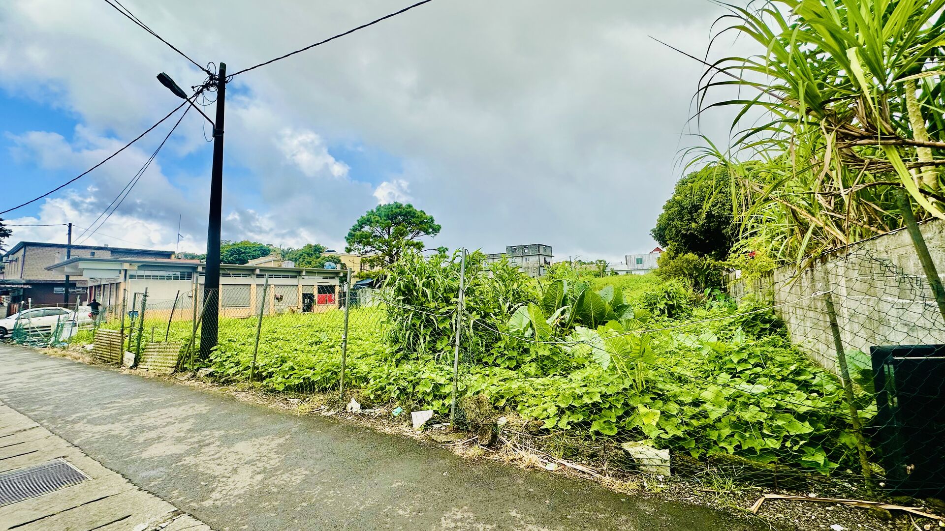 Residential land of 2110 m2 for sale in Quartier Militaire, center, Mauritius – LexpressProperty.com | 774976 | Ref01