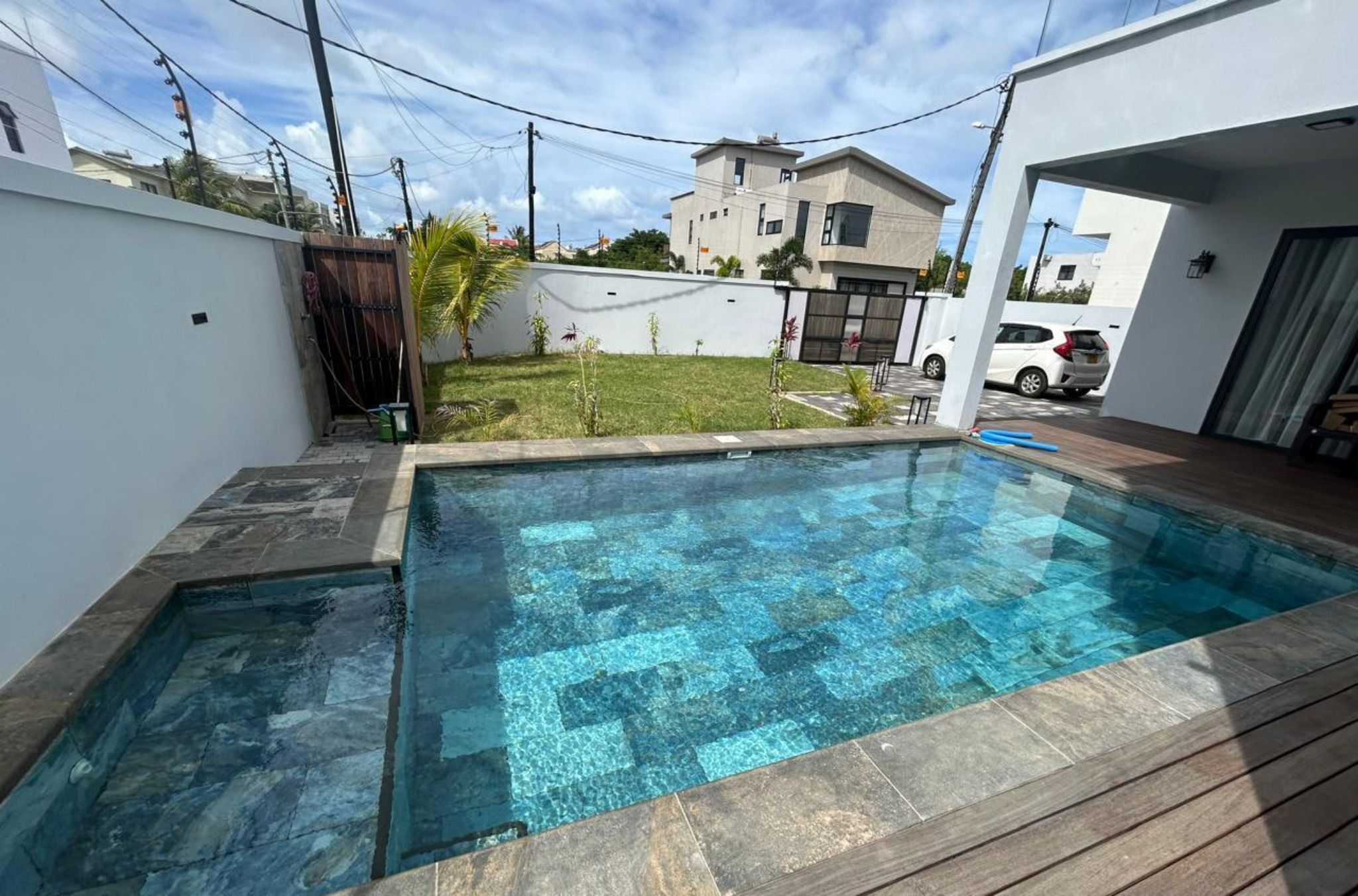 House / Villa of 4 bedrooms for rent in Grand Bay, north, Mauritius – LexpressProperty.com | 775141 | Ref01