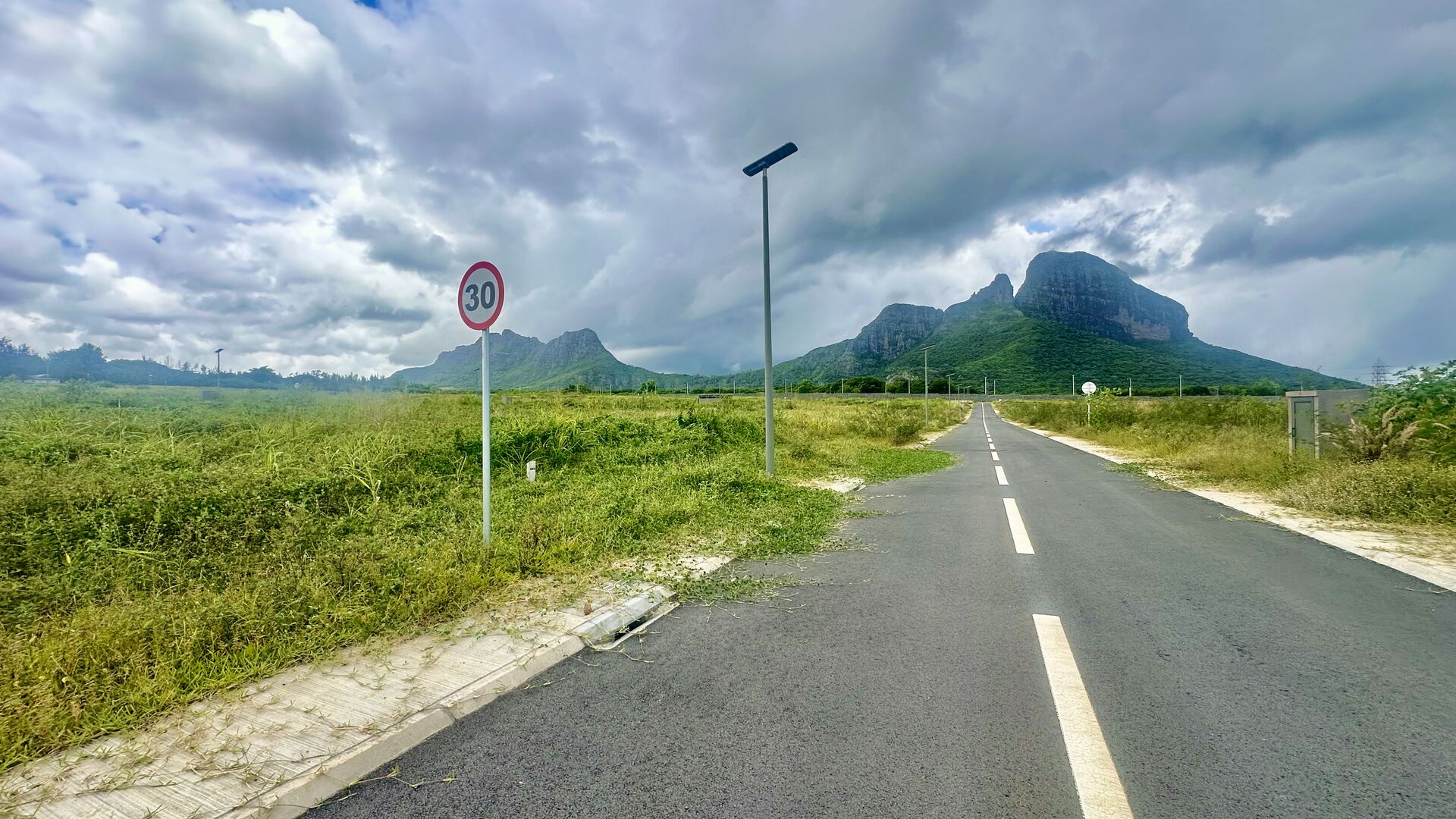 Residential land of 544 m2 for sale in Palma, west, Mauritius – LexpressProperty.com | 775105 | Ref01