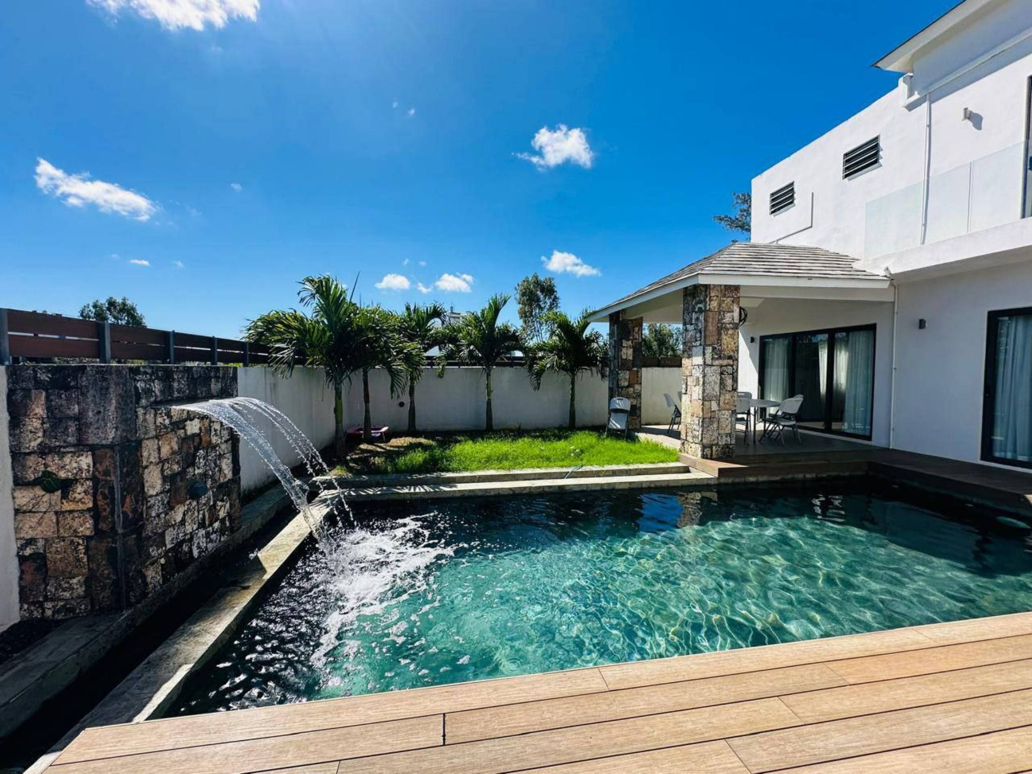 House / Villa of 4 bedrooms for rent in Mon Choisy, north, Mauritius – LexpressProperty.com | 775168 | Ref01