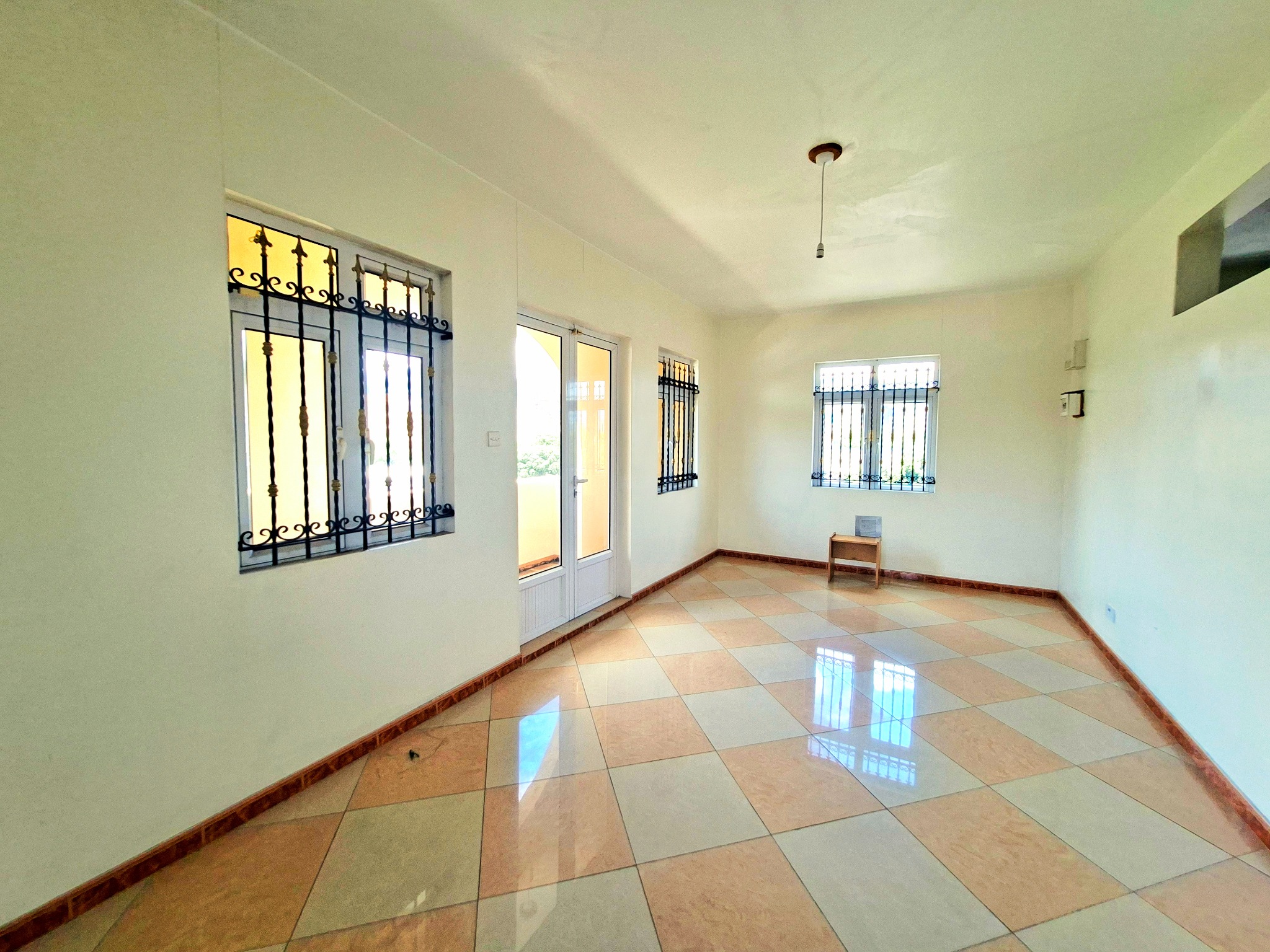 Maison / Villa 6 Chambre(s) en vente à Port Louis, nord, île Maurice – LexpressProperty.com | 775207 | Ref01