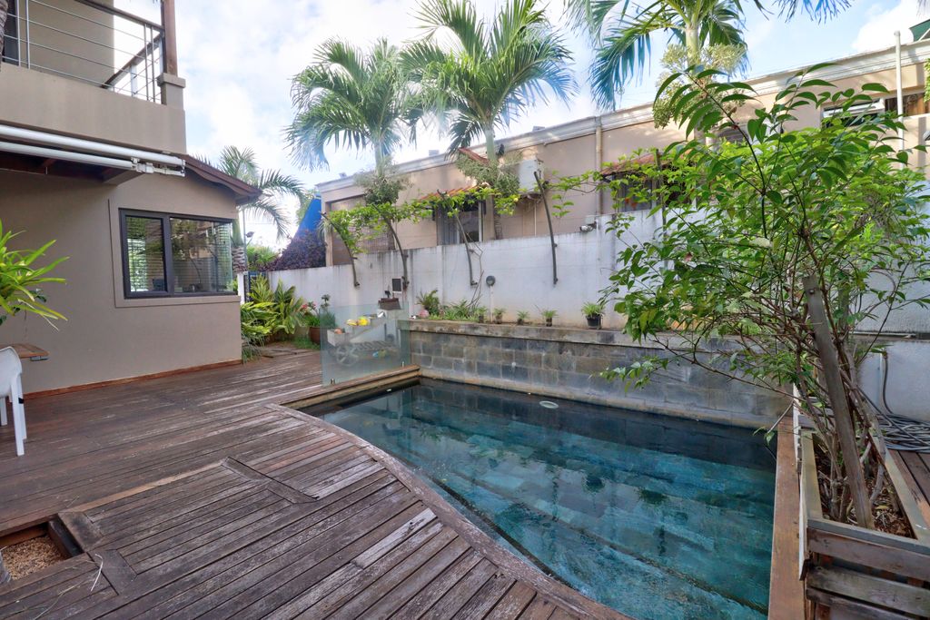 Maison / Villa 7 Chambre(s) en vente à Albion, ouest, île Maurice – LexpressProperty.com | 773459 | Ref01