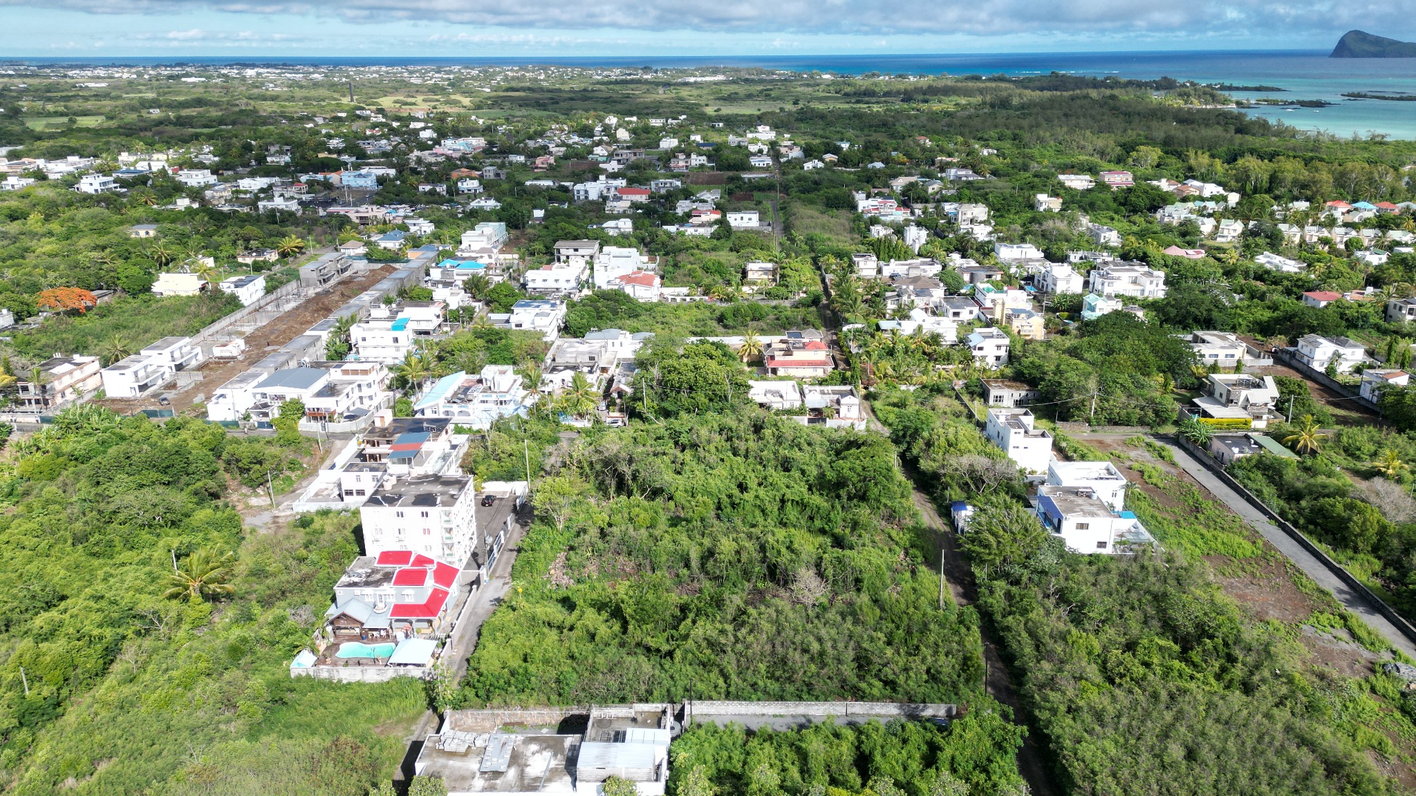 Residential land of 3561 m2 for sale in Calodyne, north, Mauritius – LexpressProperty.com | 771577 | Ref01
