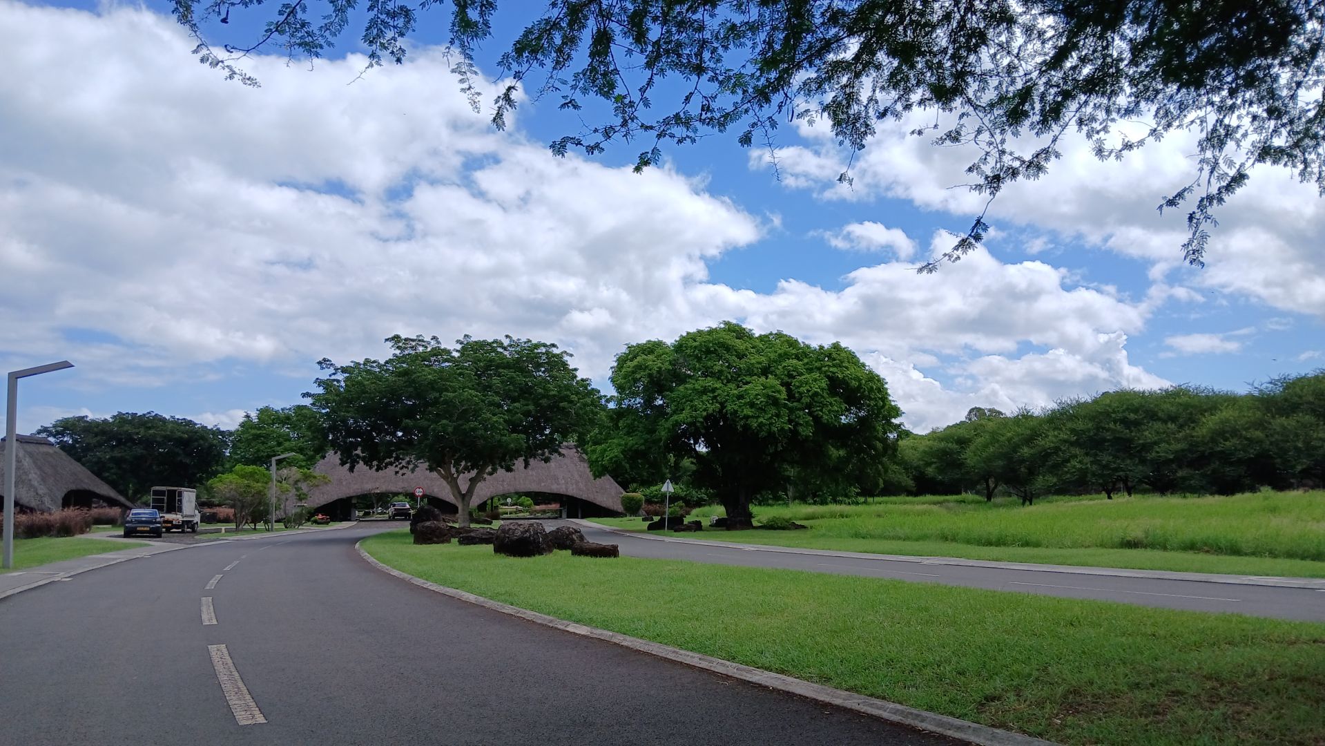 Terrain résidentiel de 1692 m2 en vente à Tamarin, ouest, île Maurice – LexpressProperty.com | 771641 | Ref01