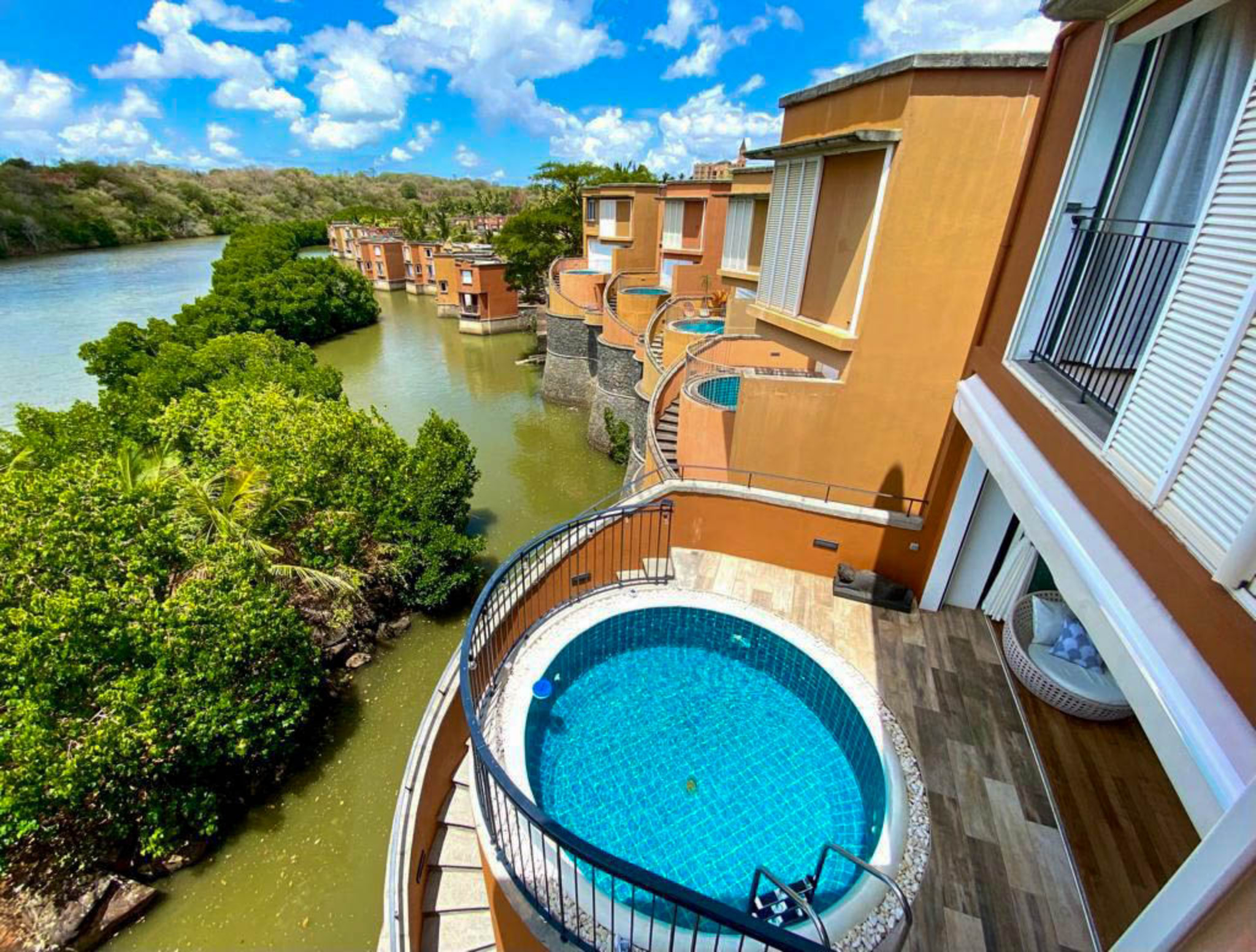 Maison / Villa 4 Chambre(s) en vente à Tombeau Bay, nord, île Maurice – LexpressProperty.com | 779066 | Ref01