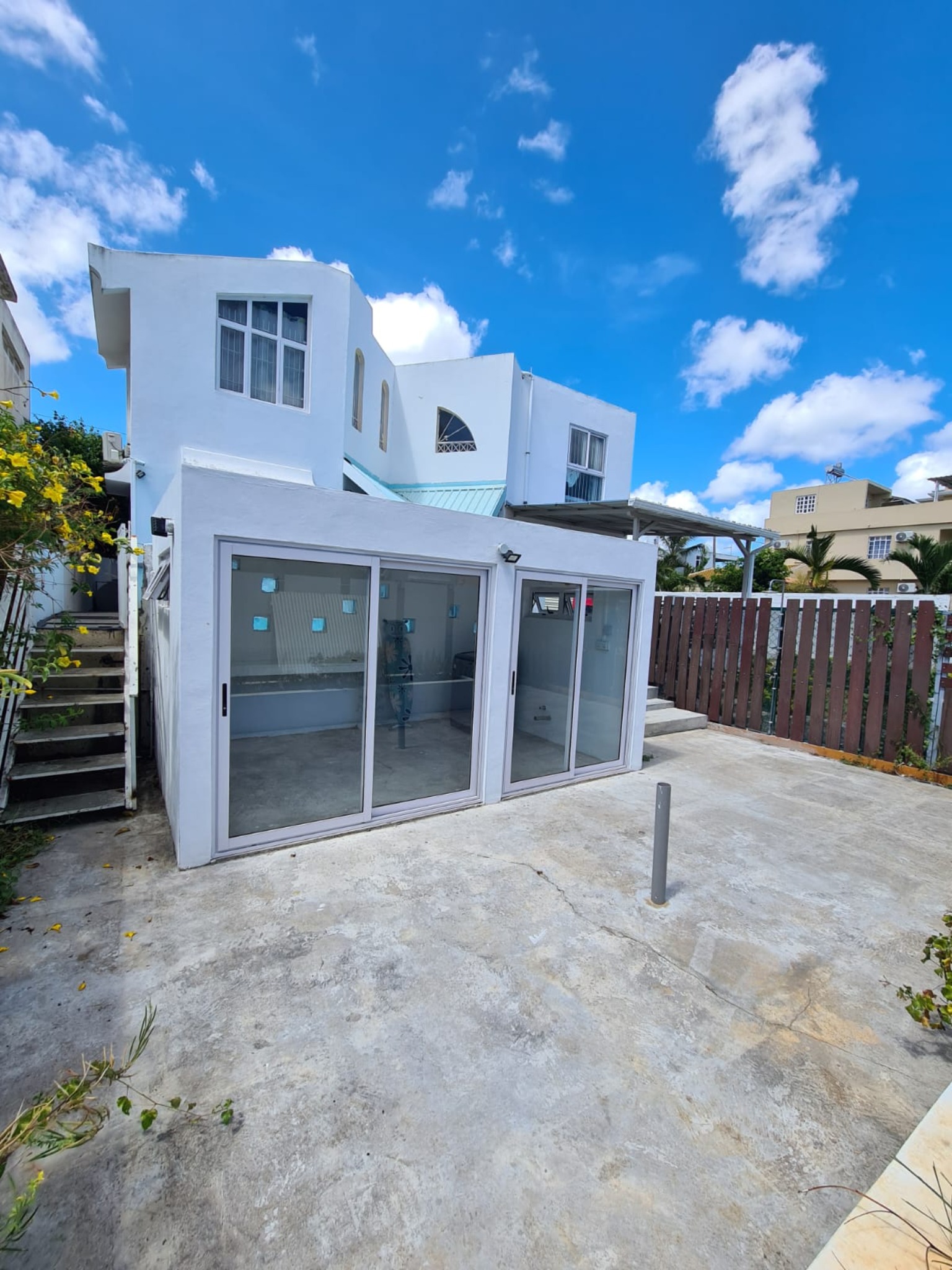 Townhouse / Duplex 2 Chambre(s) en vente à Pointe aux Biches, nord, île Maurice – LexpressProperty.com | 778914 | Ref01
