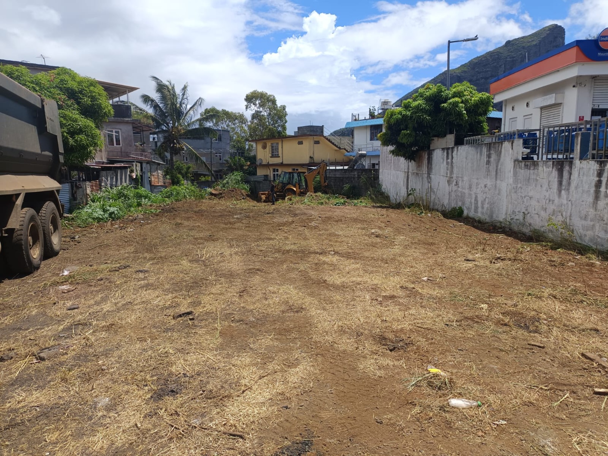 Residential land of 1052.36732 toise for sale in Palma, west, Mauritius – LexpressProperty.com | 780100 | Ref01