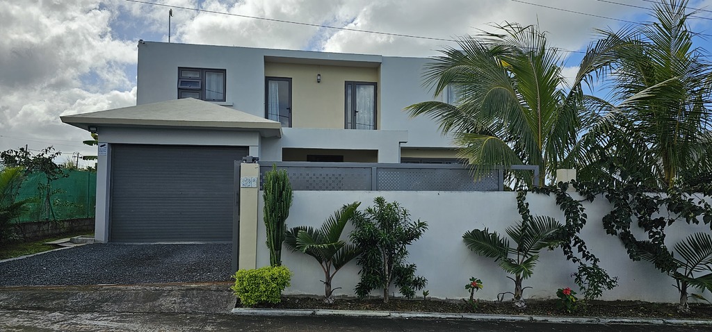 House / Villa of 4 bedrooms for rent in Mon Trésor, south, Mauritius – LexpressProperty.com | 780349 | Ref01