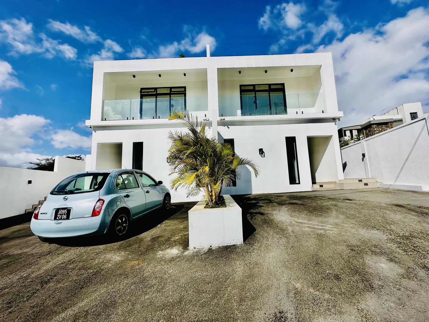 Townhouse / Duplex of 5 bedrooms for sale in Floréal, center, Mauritius – LexpressProperty.com | 753877 | Ref01