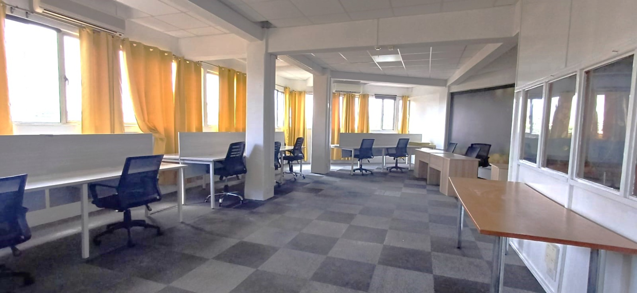 Bureau location à Quatre Bornes, centre, île Maurice – LexpressProperty.com | 781066 | Ref01