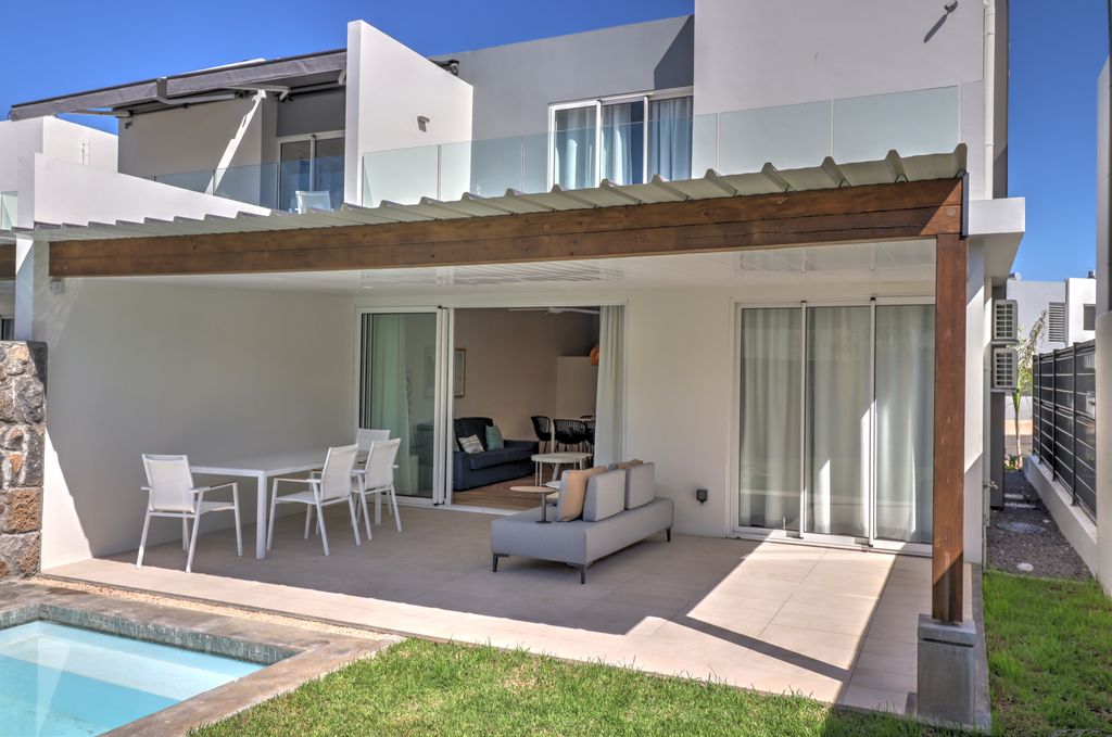 Townhouse / Duplex of 3 bedrooms for sale in Tamarin, west, Mauritius – LexpressProperty.com | 326286 | Ref01