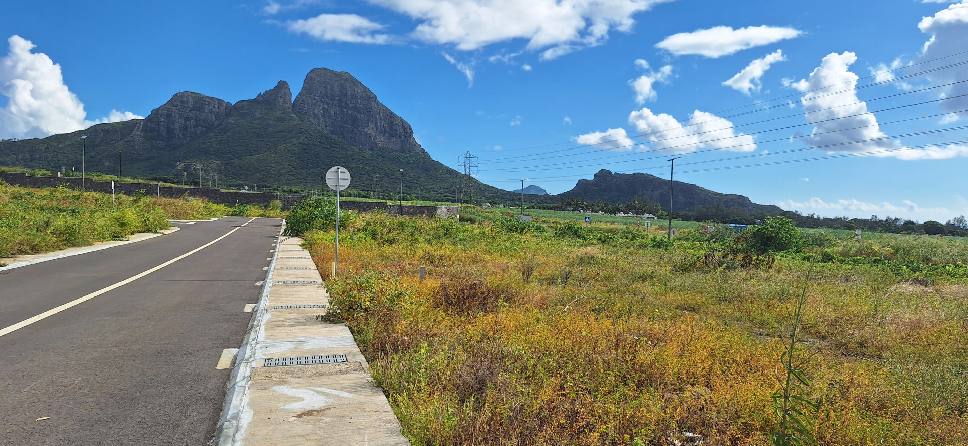 Terrain résidentiel de 444 m2 en vente à Quatre Bornes, centre, île Maurice – LexpressProperty.com | 781721 | Ref01