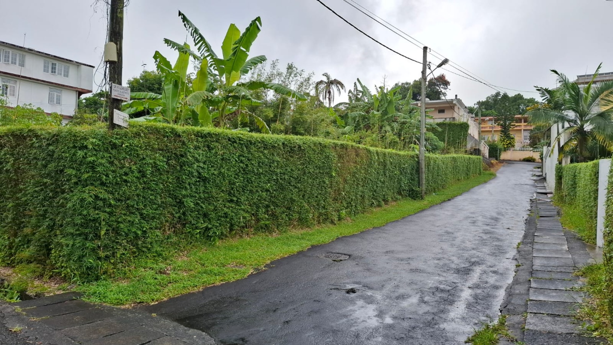 Residential land of 1013.0088 m² for sale in Curepipe, center, Mauritius – LexpressProperty.com | 783884 | Ref01